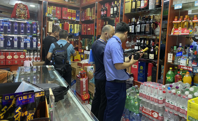 政企聯(lián)動!通川區(qū)市場監(jiān)督管理局狠抓“兩節(jié)”期間酒類食品市場整治